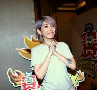 刘忻段林希献声