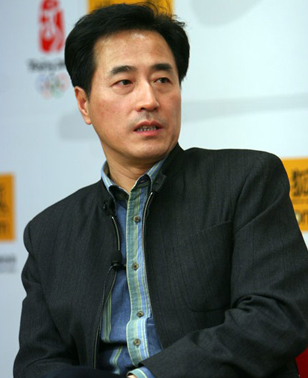 杨立新